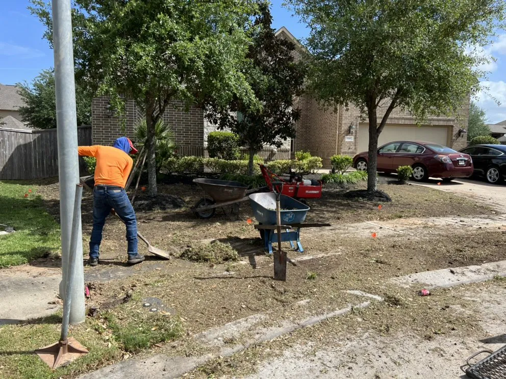 Slide of L&G landscaping