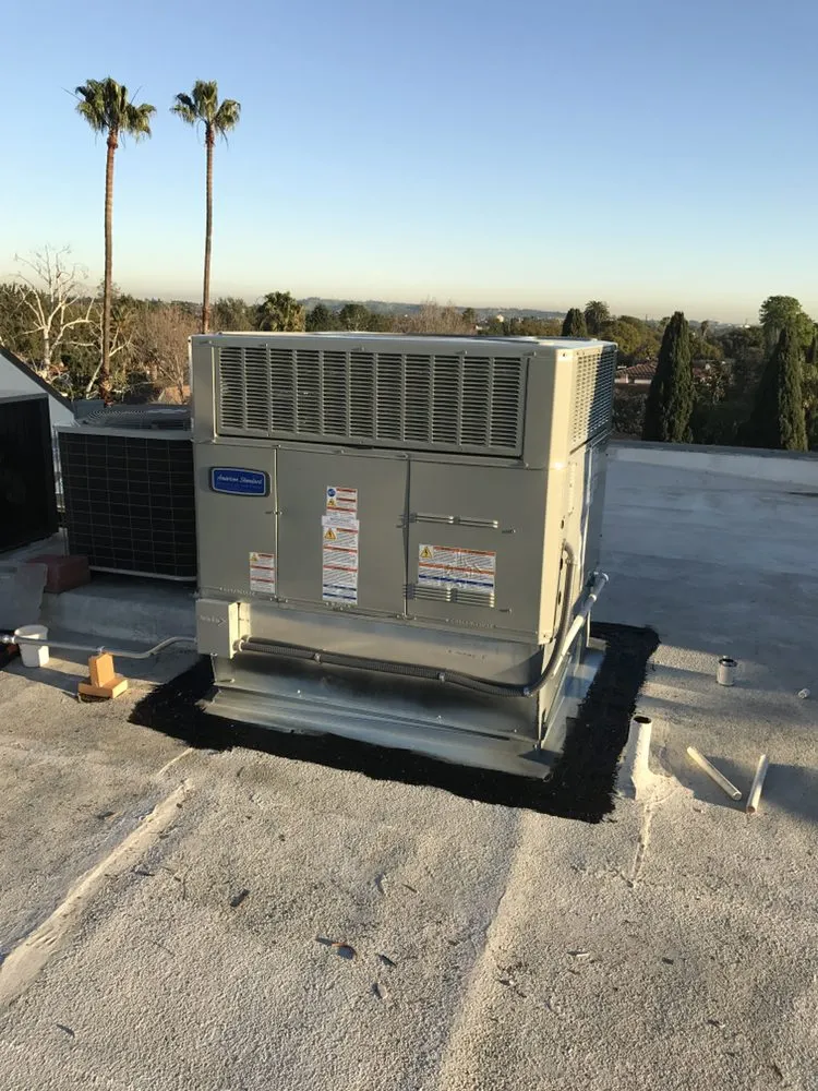 Slide of L&I Heating And Air Conditioning