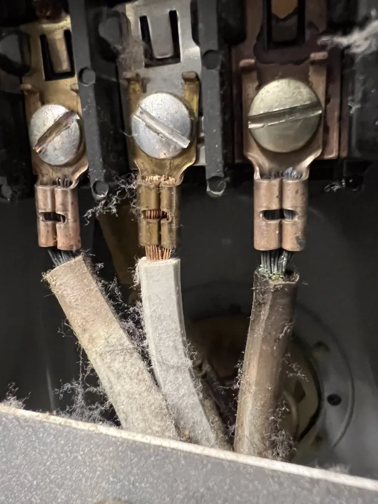 Slide of Li Multi Service