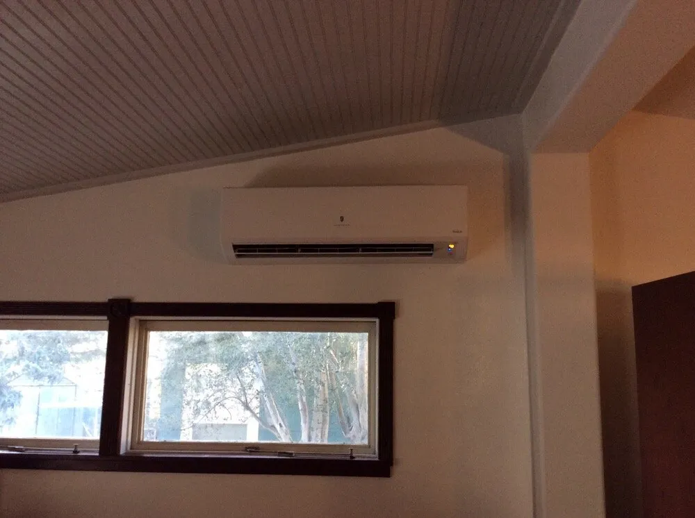 Slide of Liberty Air