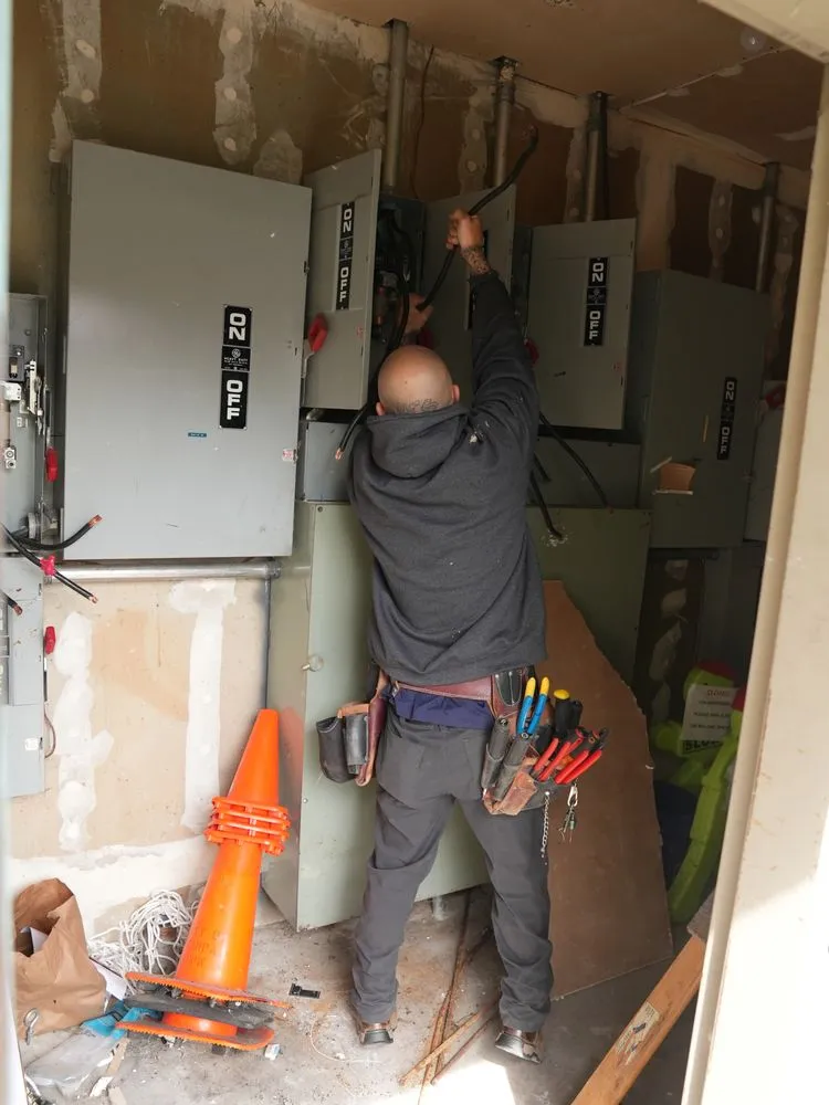 Slide of Lifetime Heating, Cooling, Plumbing and Electric