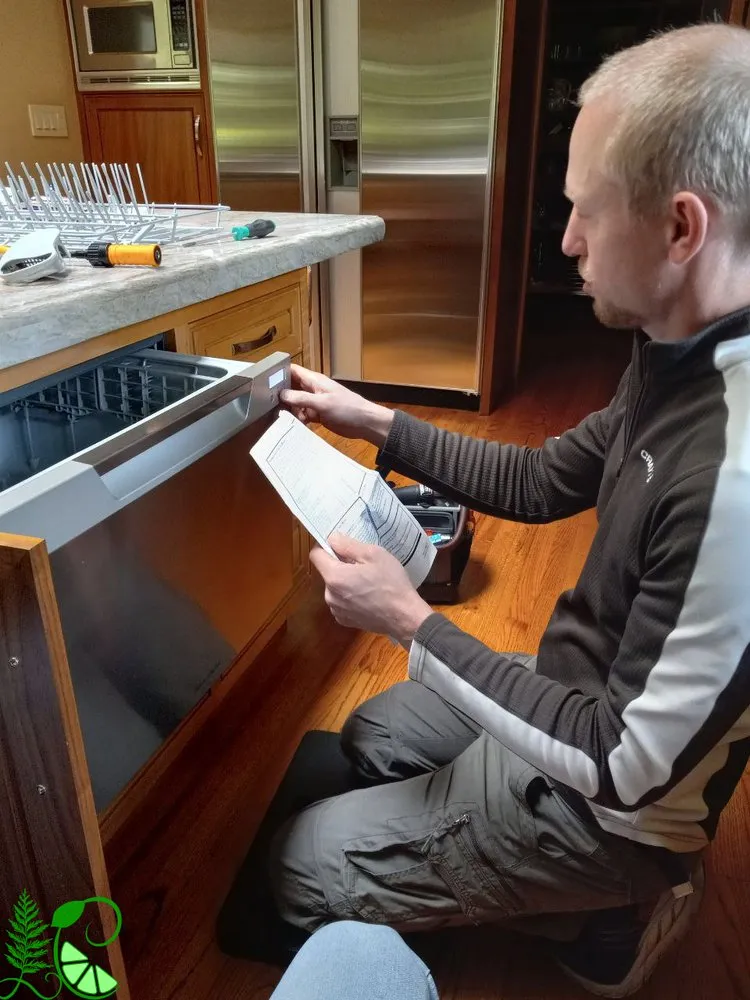 Slide of Lime & Cedar