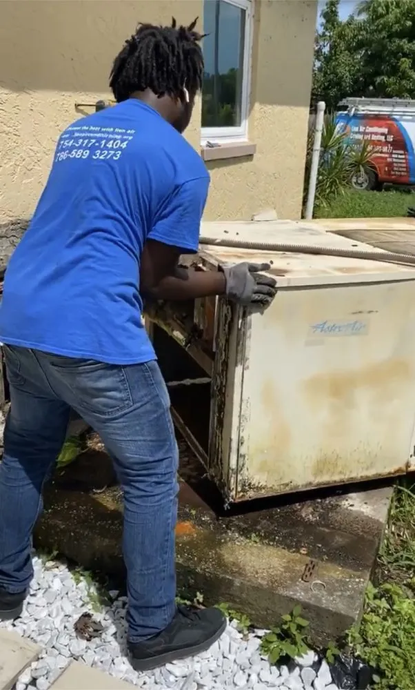 Slide of Lion Air Conditioning Cooling and Heating