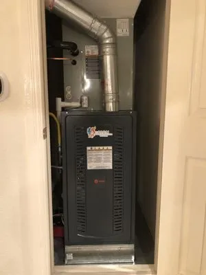 Lion Refrigeration Logo