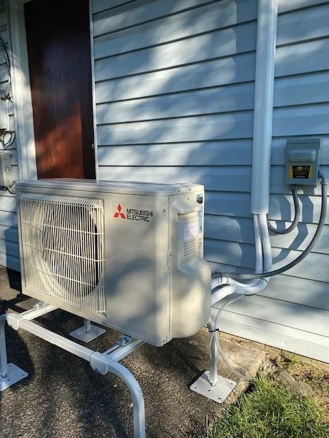 Slide of Lions Heating And Air Conditioning