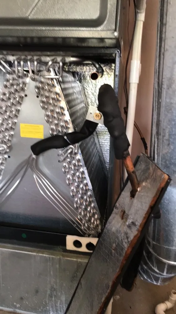 Slide of Lipi HVAC Heating & Cooling