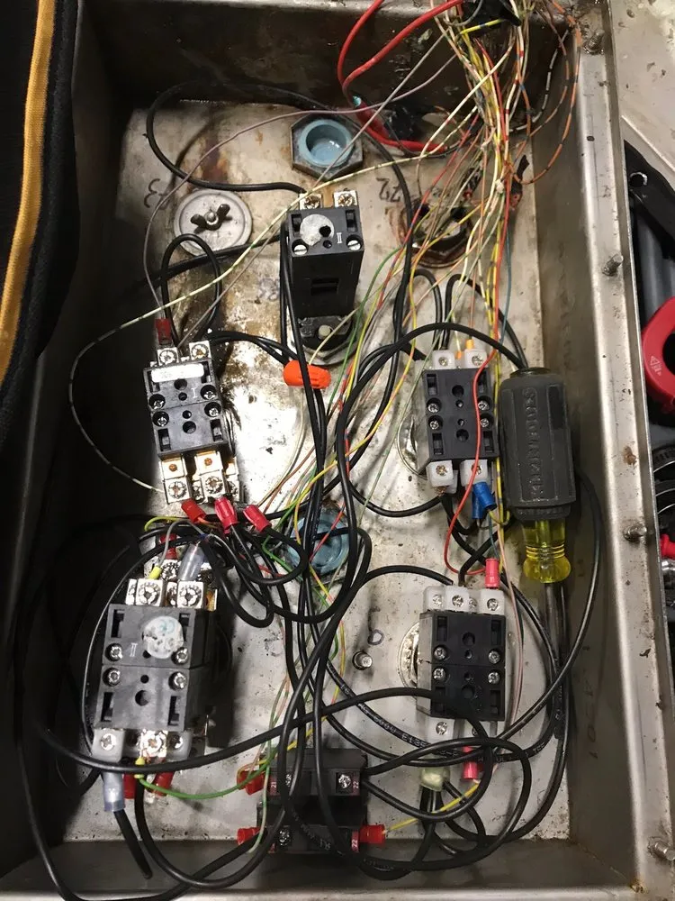 Slide of Lipi HVAC Heating & Cooling