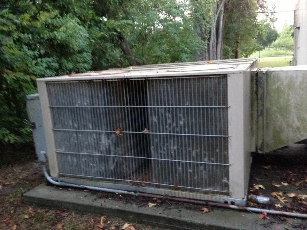 Slide of Listers A/C & Heating