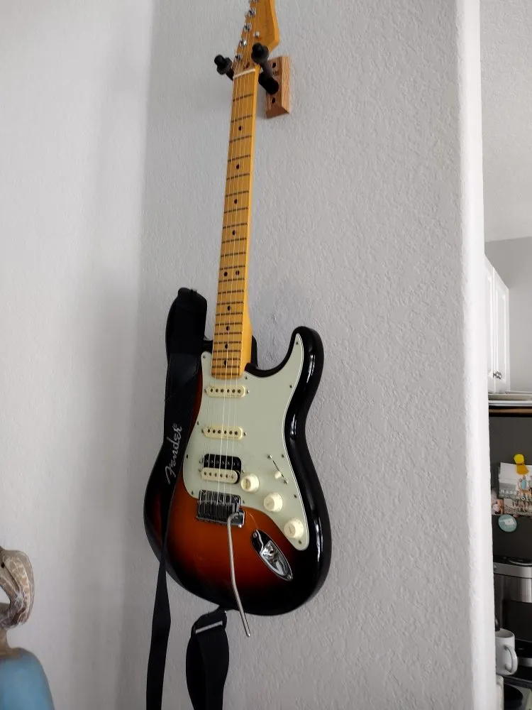 Slide of Living Lavish Property Maintenance