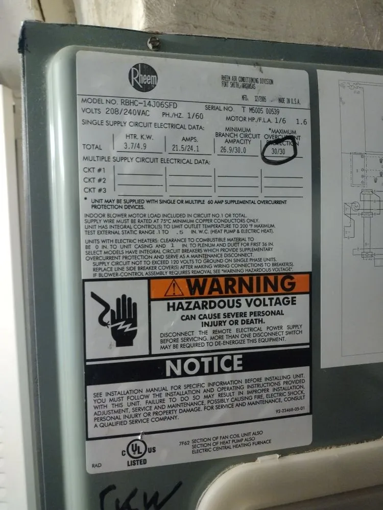 Slide of Living Lavish Property Maintenance