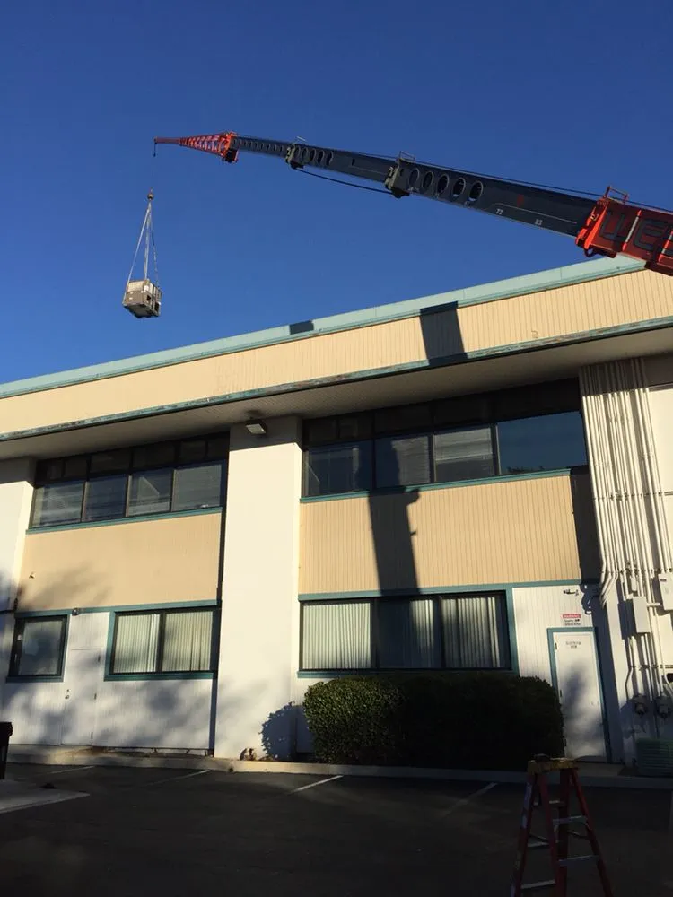 Slide of Lobo Mechanical