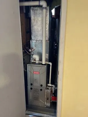 Lobo Mechanical Logo