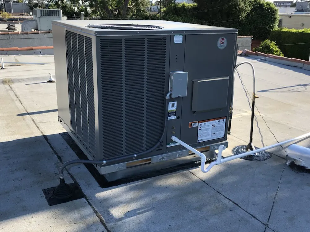 Slide of Lobo's Heating & Air