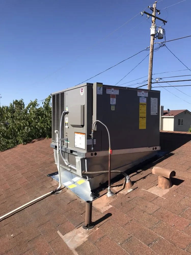 Slide of Lobo's Heating & Air