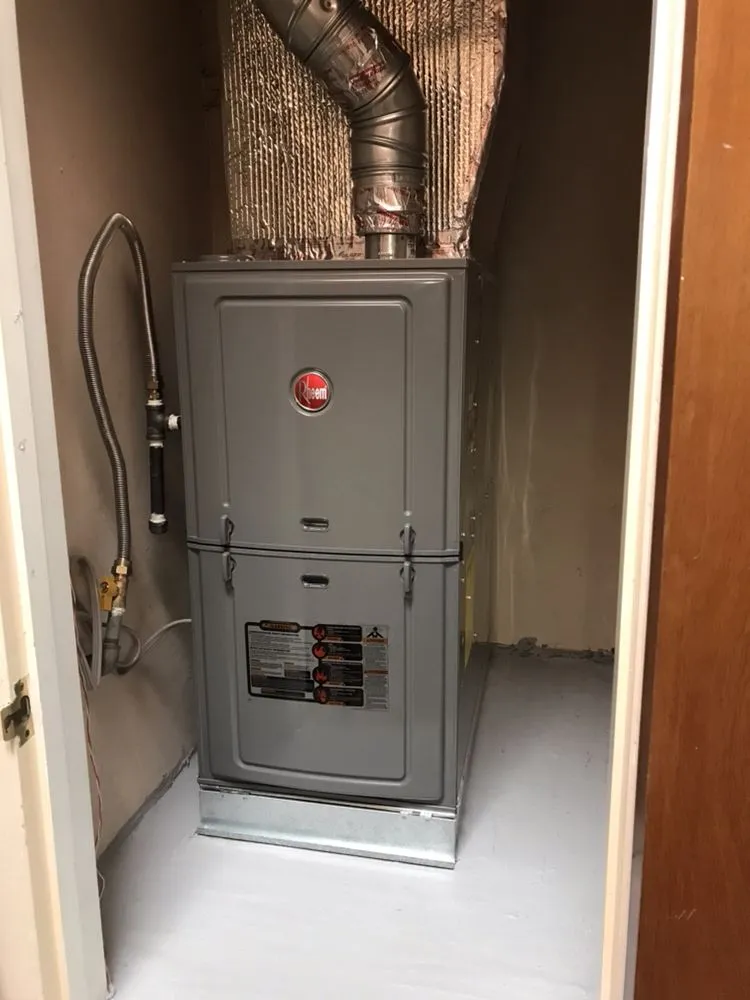 Slide of Lobo's Heating & Air