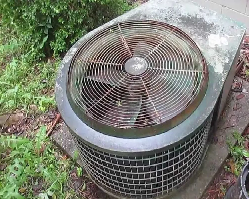 Slide of Local HVAC Expert - Ventura