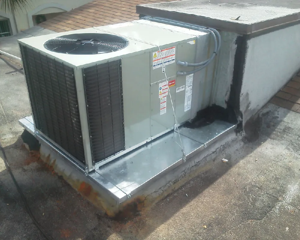 Slide of Local HVAC Expert - Ventura