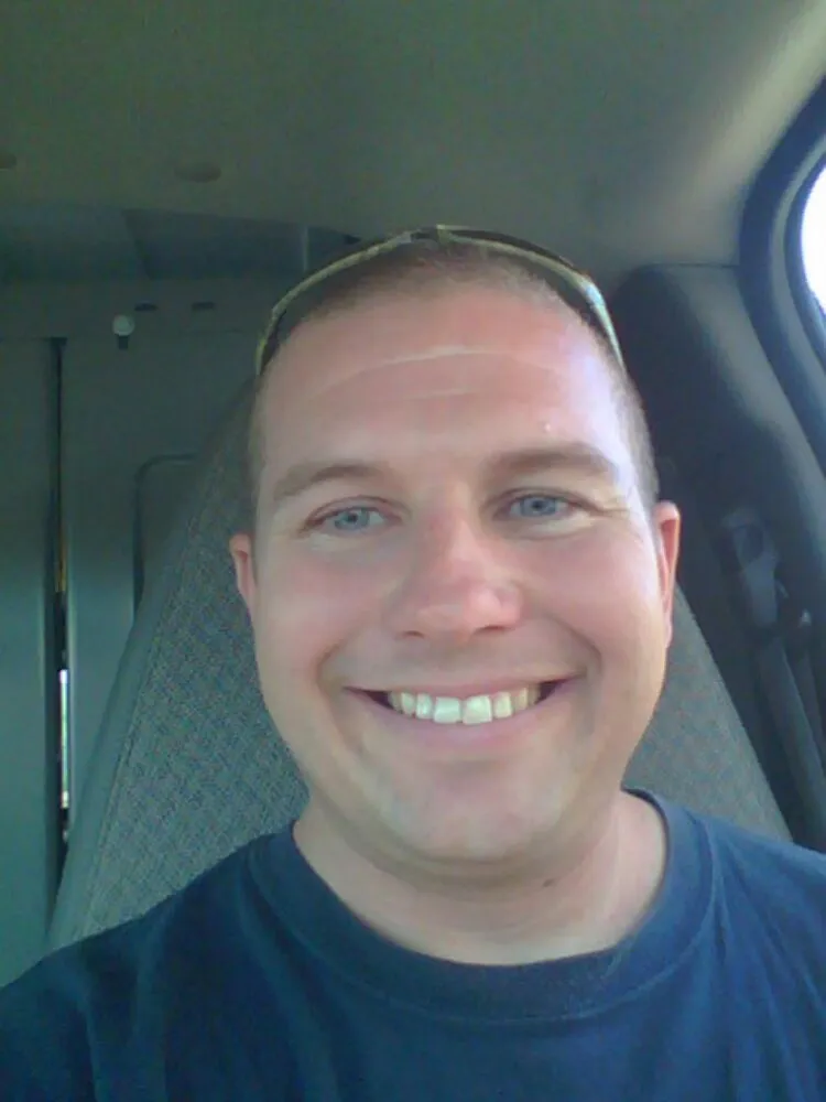 Slide of Loe's Appliance and AC