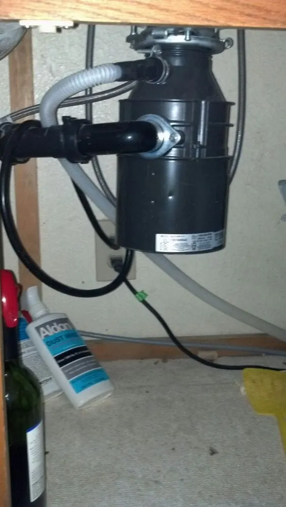 Slide of Loe's Appliance and AC