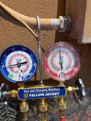 Lopez A/C & refrigeration Logo