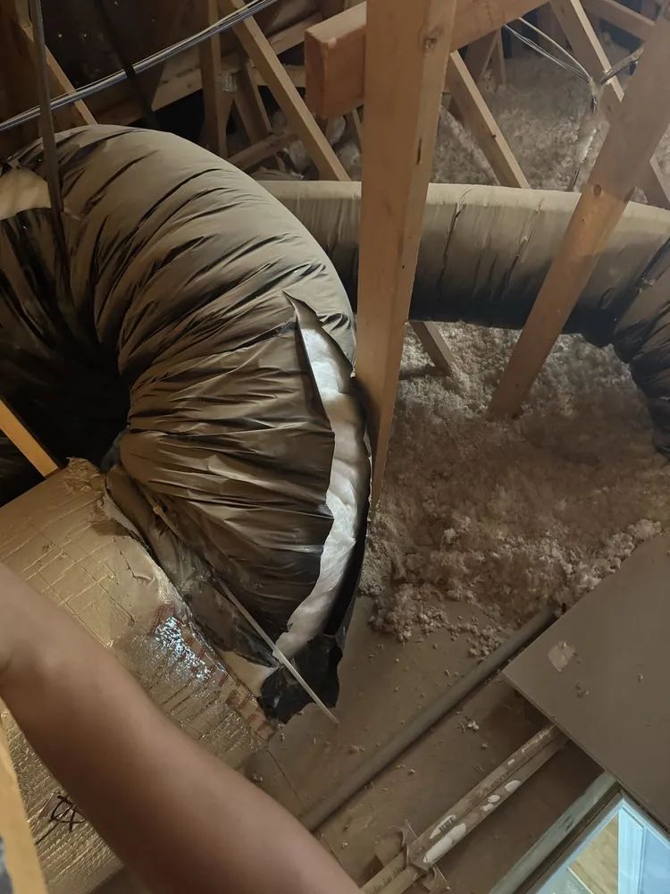 Slide of Lopez Duct Services