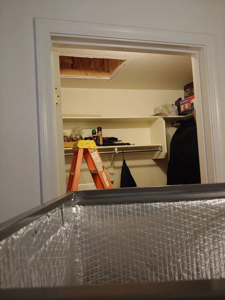 Slide of Los Andes A/C