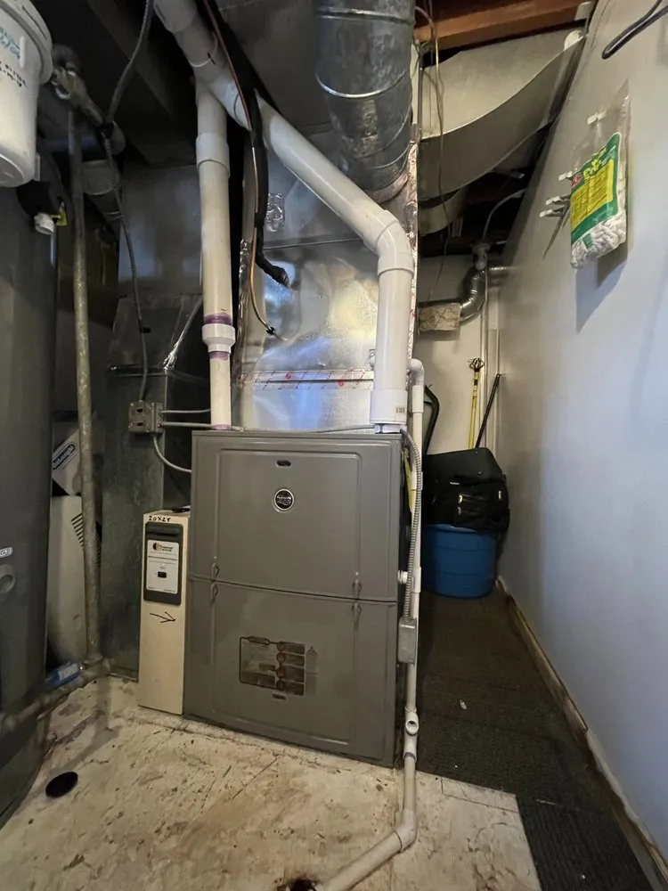 Slide of Los Guerrero Heating & Cooling