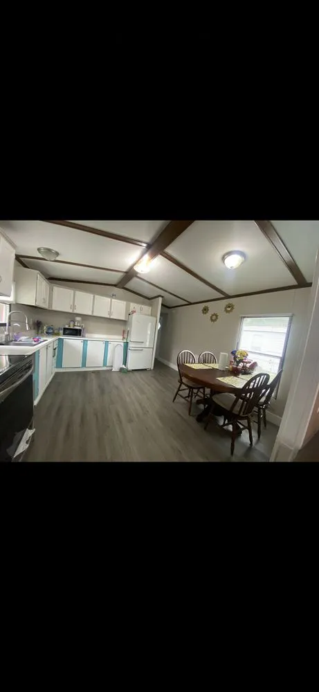 Slide of Los Primos Service HVAC & Cleaning