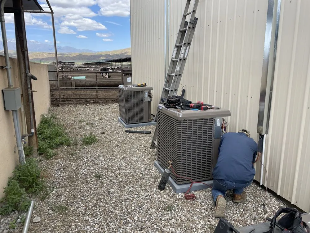 Slide of Lou’s Heating And Air Conditioning