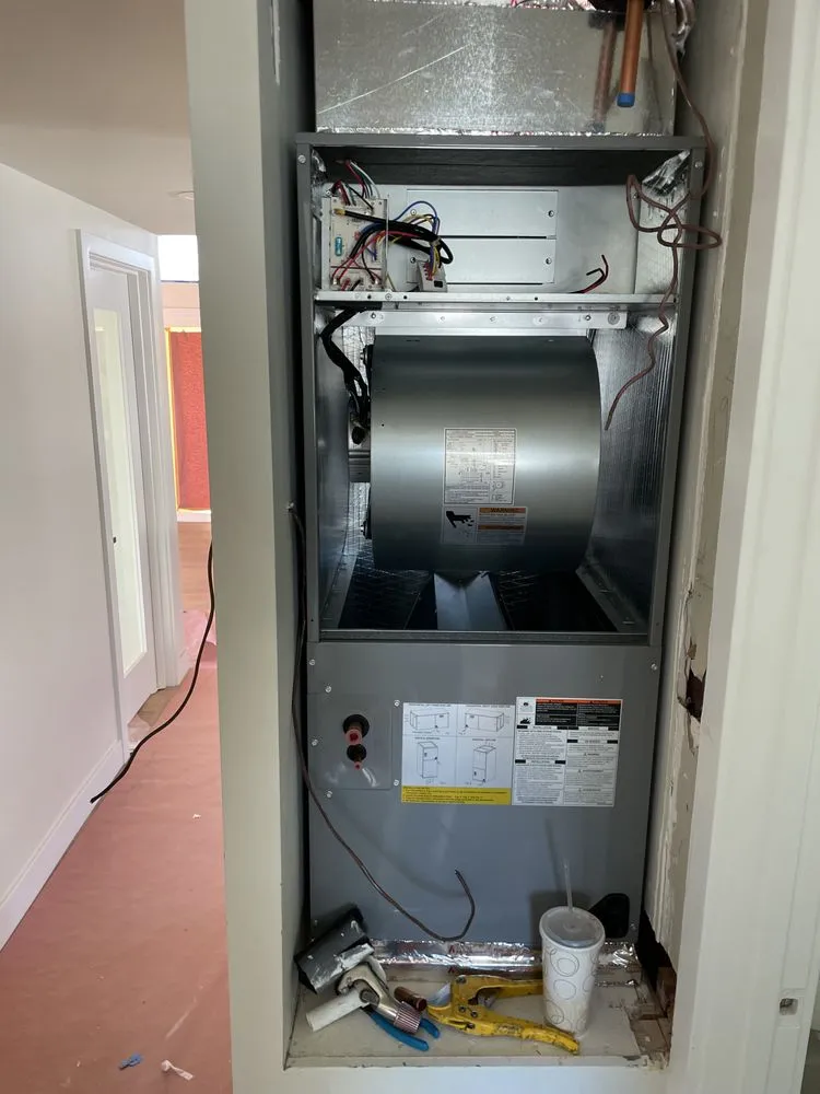 Slide of Lou’s Heating And Air Conditioning