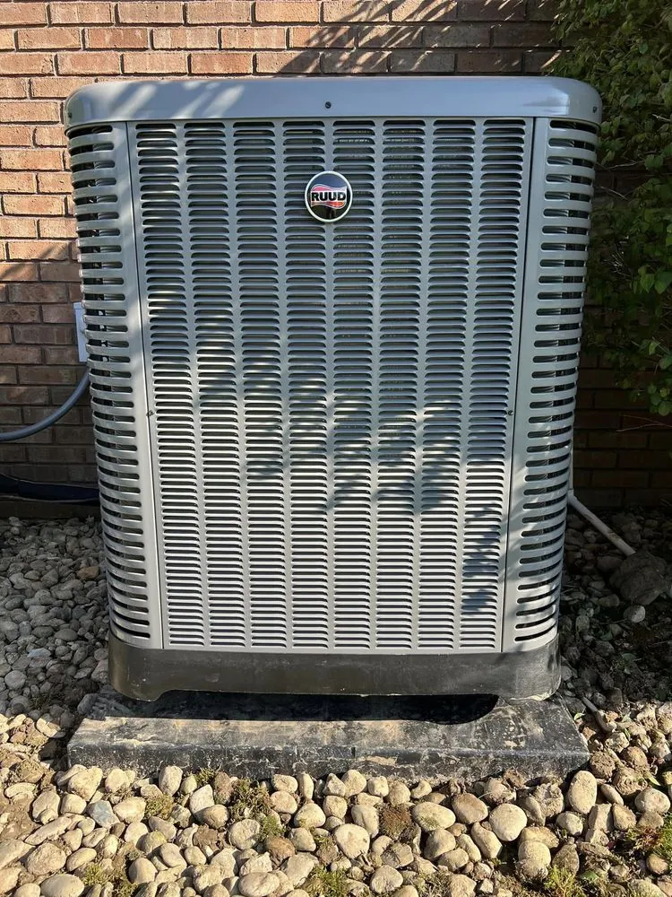 Slide of Lowe Refrigeration