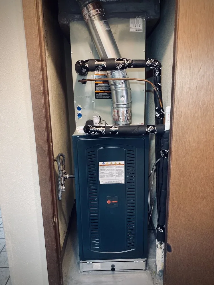 Slide of Lowe's Air Conditioning & Heating