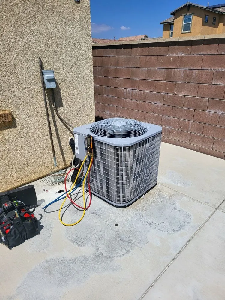 Slide of Lowl Heat & Cool