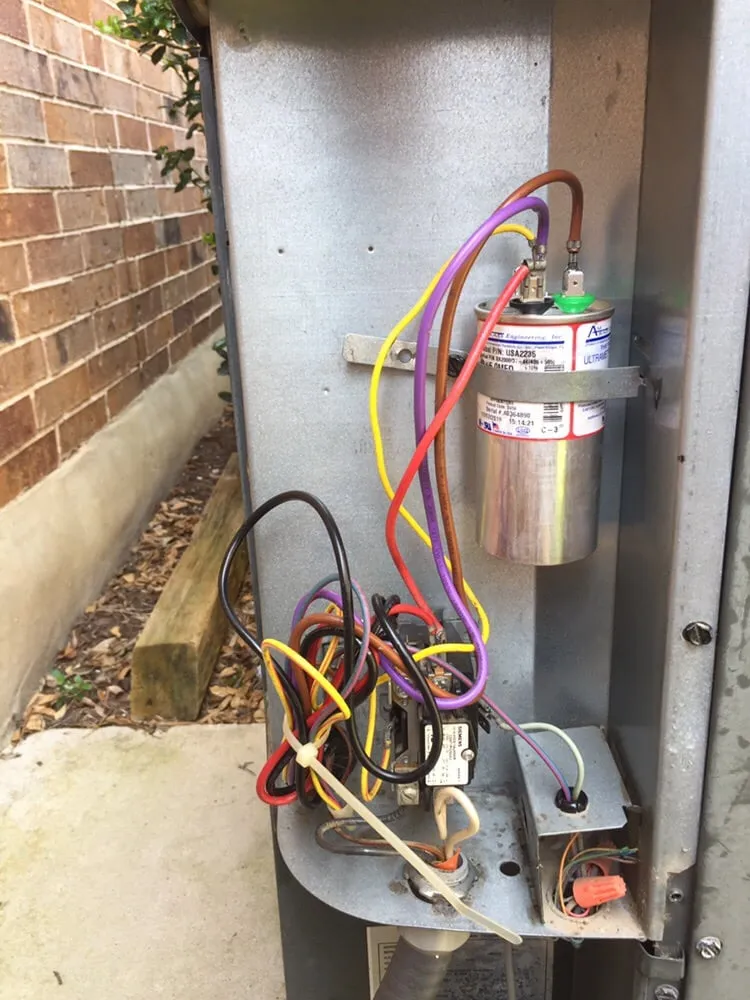 Slide of LR Mechanical Services