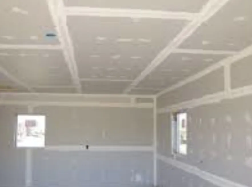 Slide of Lua’s Handyman Services