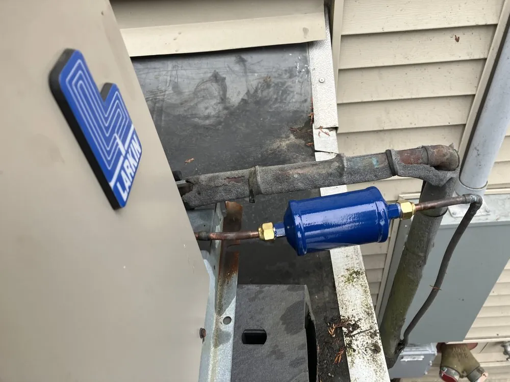 Slide of Lucas Heating & Refrigeration