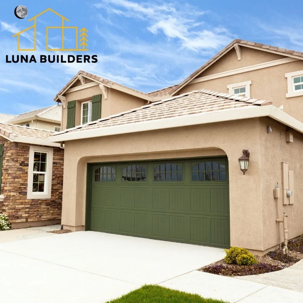 Slide of Luna Builders