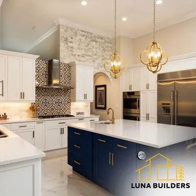 Luna Builders Logo