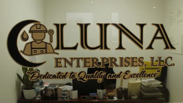 Luna Enterprises Logo