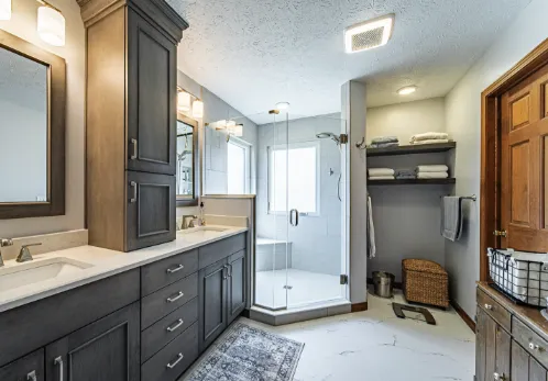 Slide of Lund's Maintenance Service's