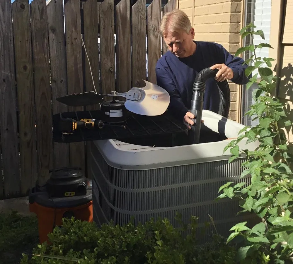 Slide of Lundy's Air & Heat