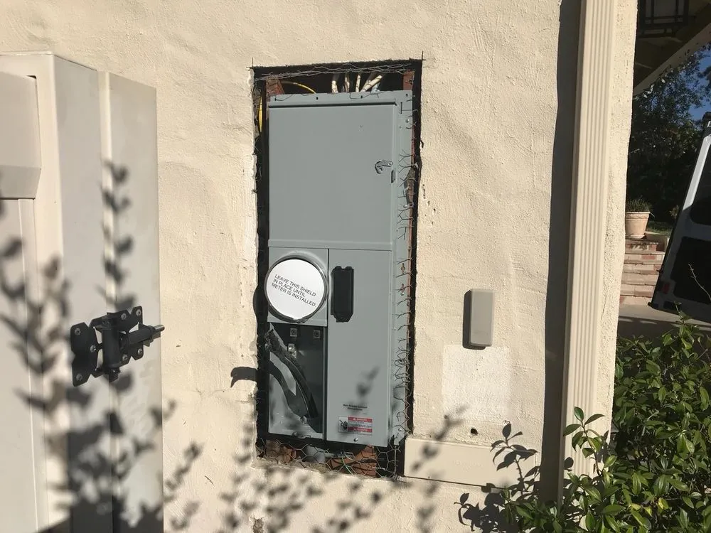 Slide of LUX Electric-Solar