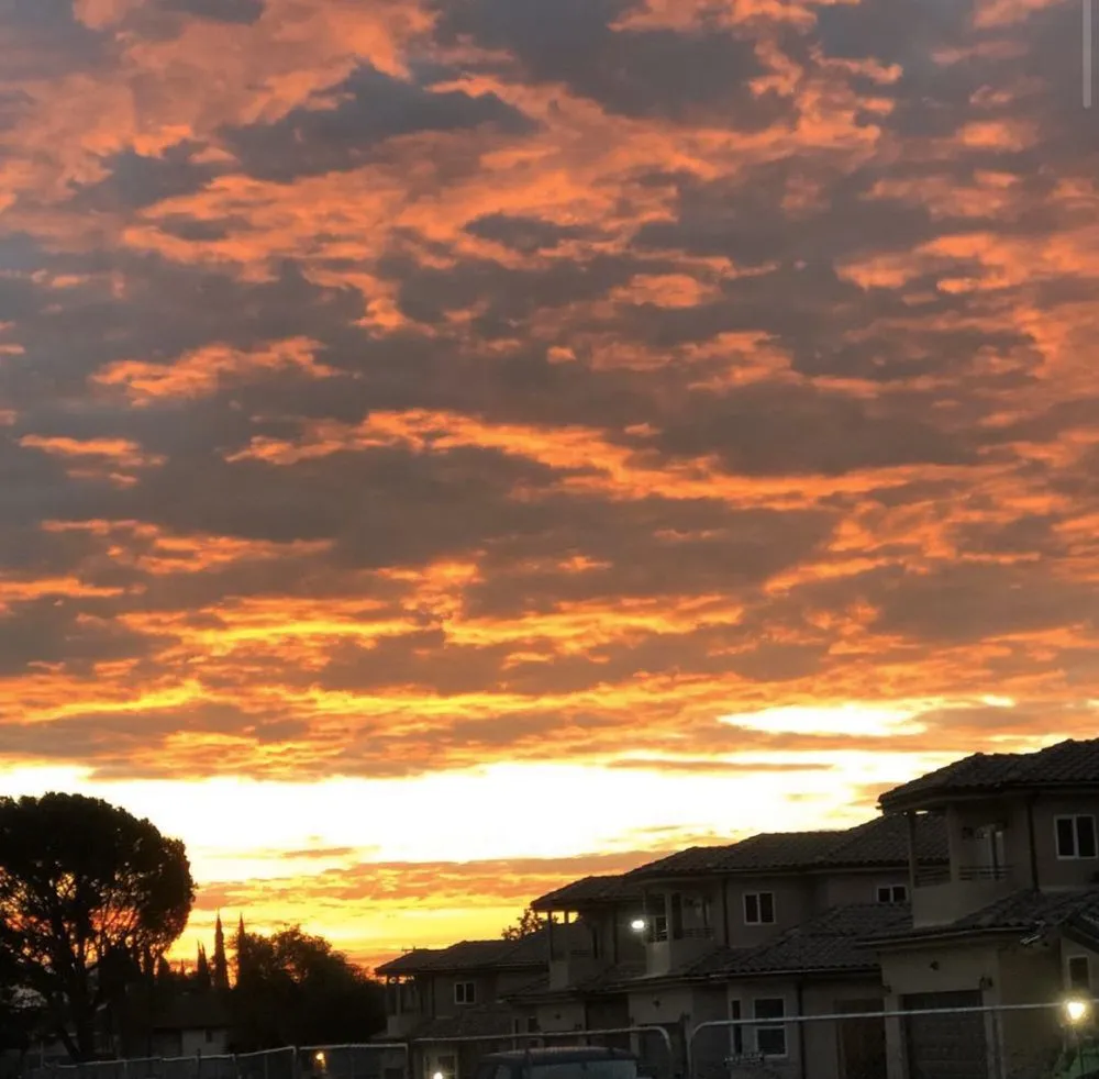 Slide of LuxAir Heating and Air Conditioning