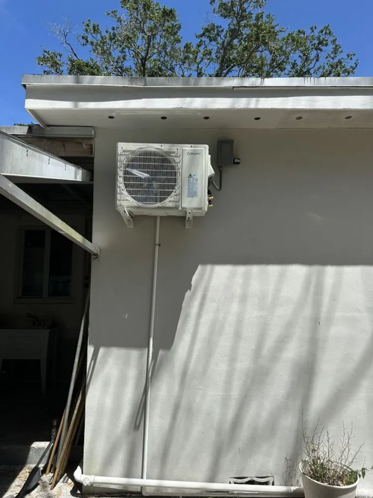 Slide of Luxury Cooling