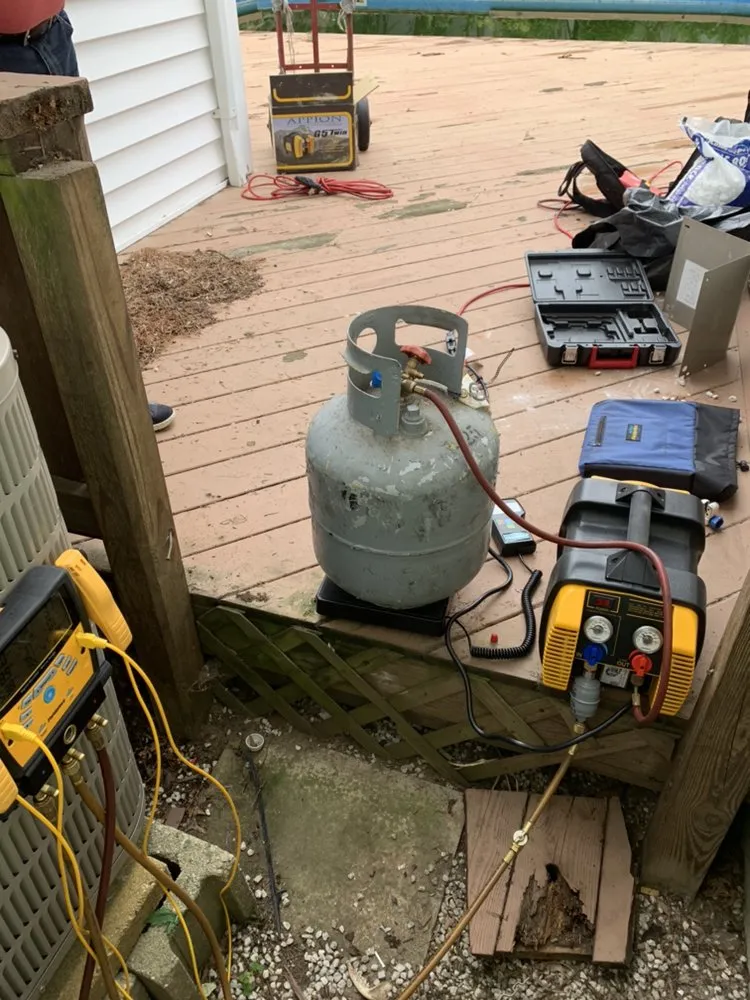 Slide of LVV HVAC & Refridgeration