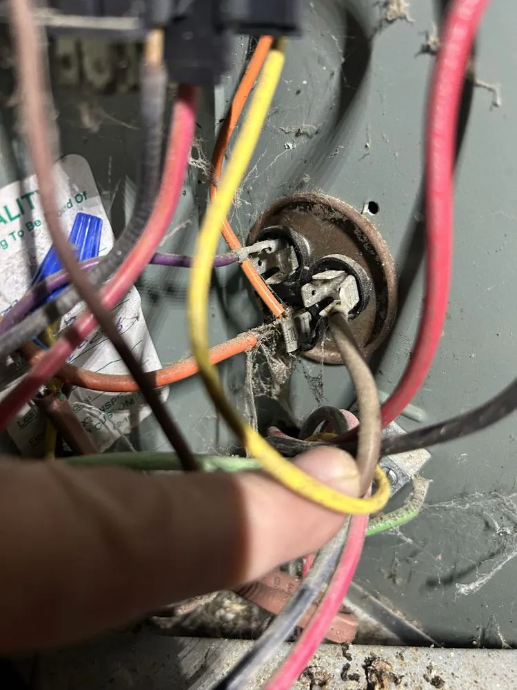 Slide of Lyon Heating and Air Contractors