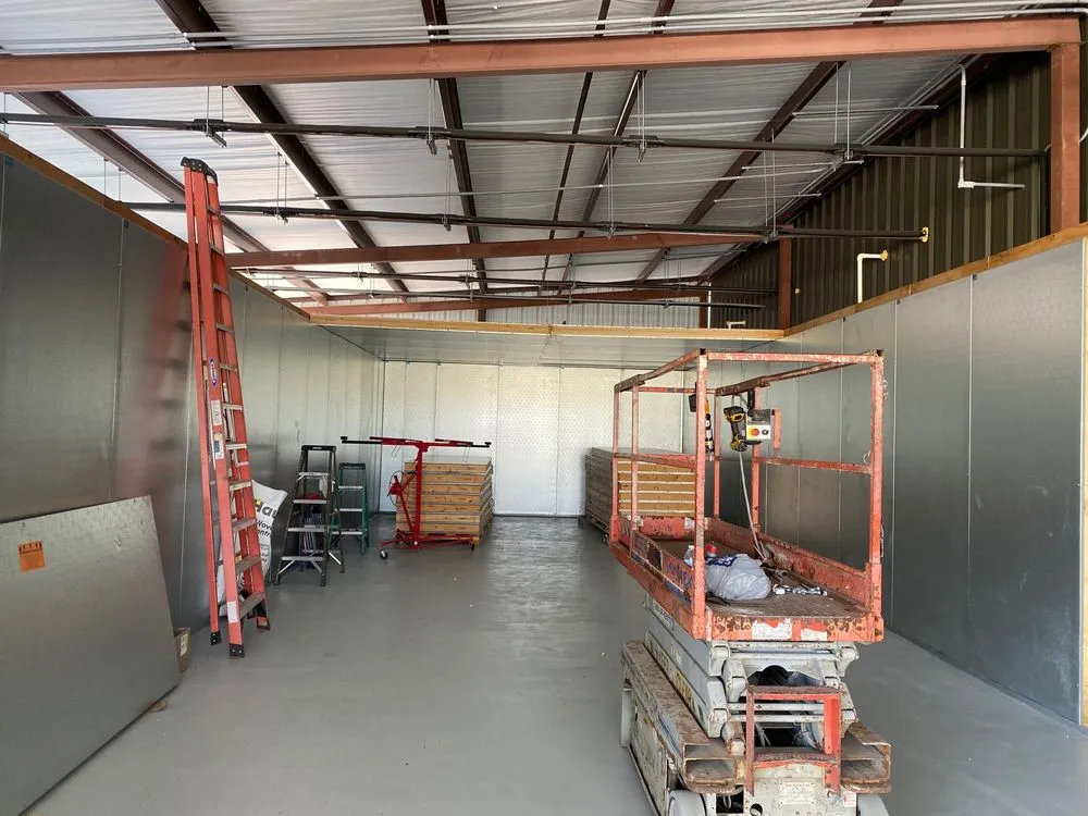 Slide of M & M Air Conditioning & Refrigeration