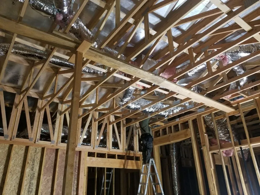 Slide of M & R Repair