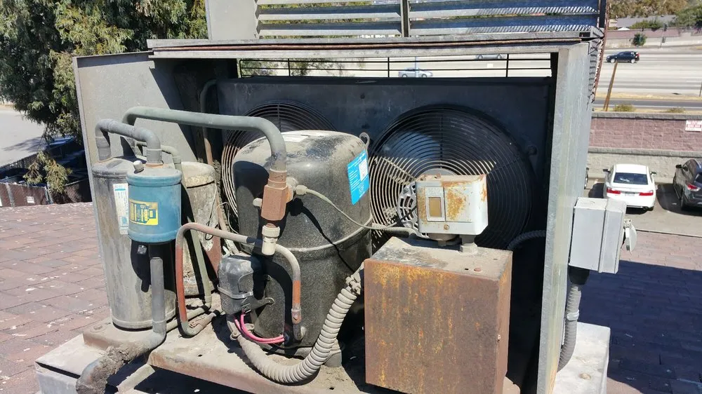 Slide of M & R Repair