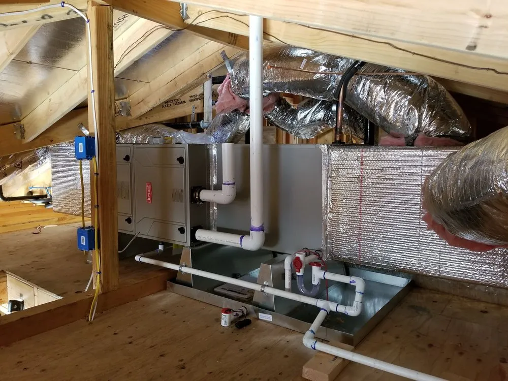 Slide of M & R Repair